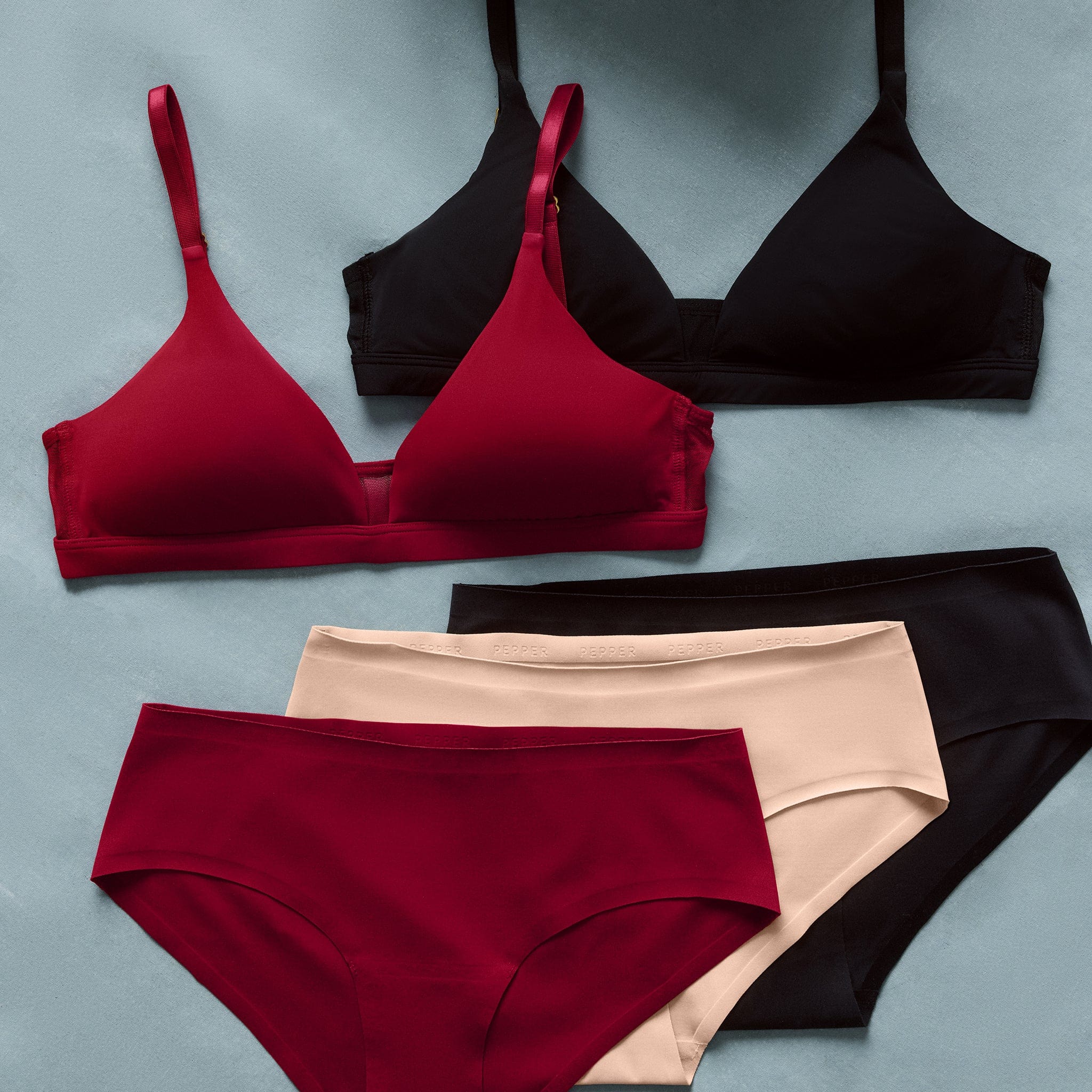 Simply Smooth No Show Hiphugger Scarlet - Image 6